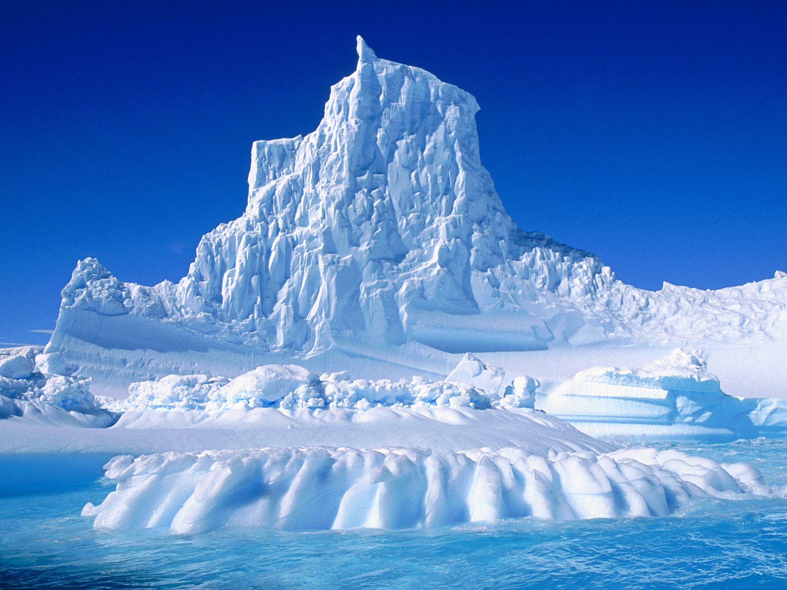 Lemaire iceberg picture