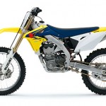 yellow suzuki bikes picture