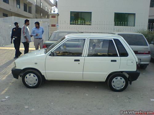 white picture of suzuki mehran