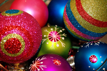 colored pictures of christmas ornaments