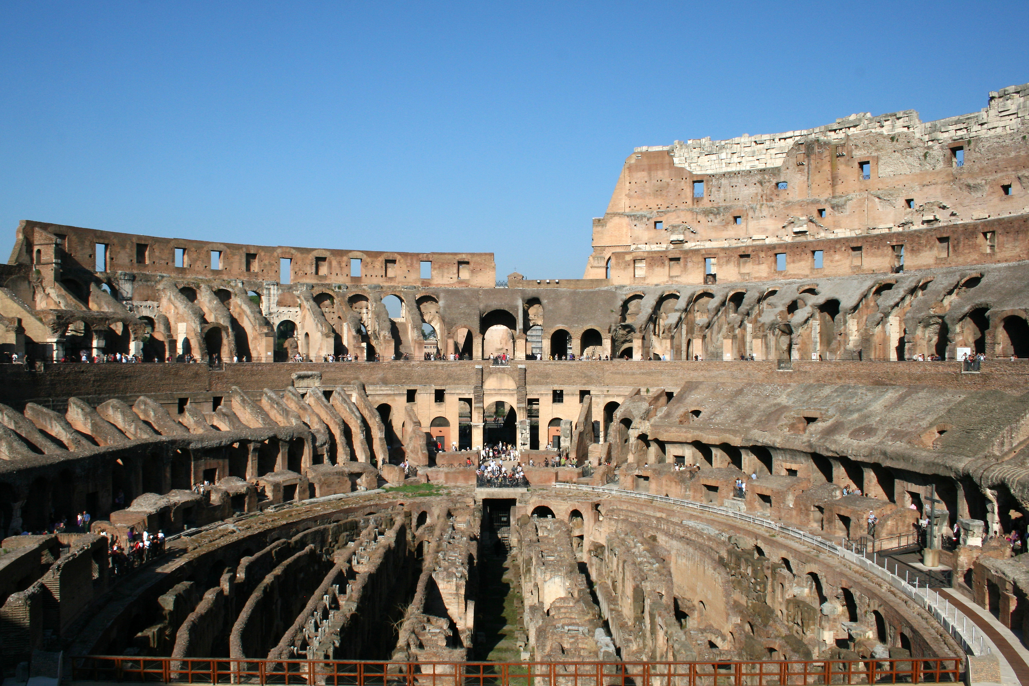 nice colosseum In rome photos