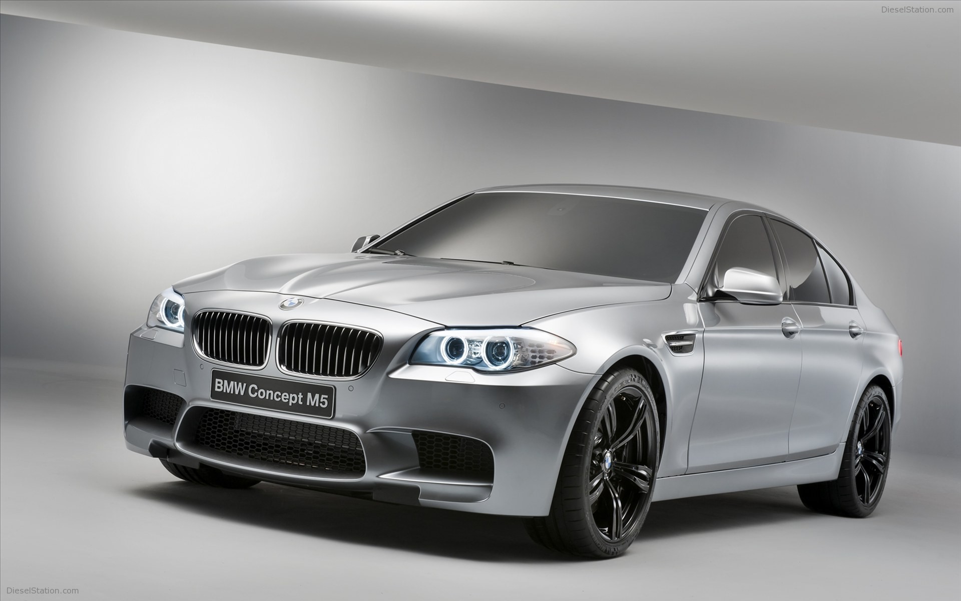 grey BMW m5 cars picture