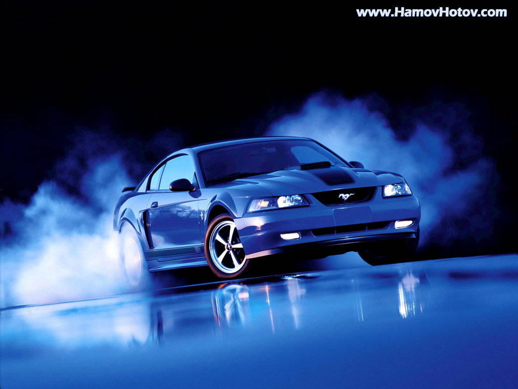 dark blue ford mustang picture