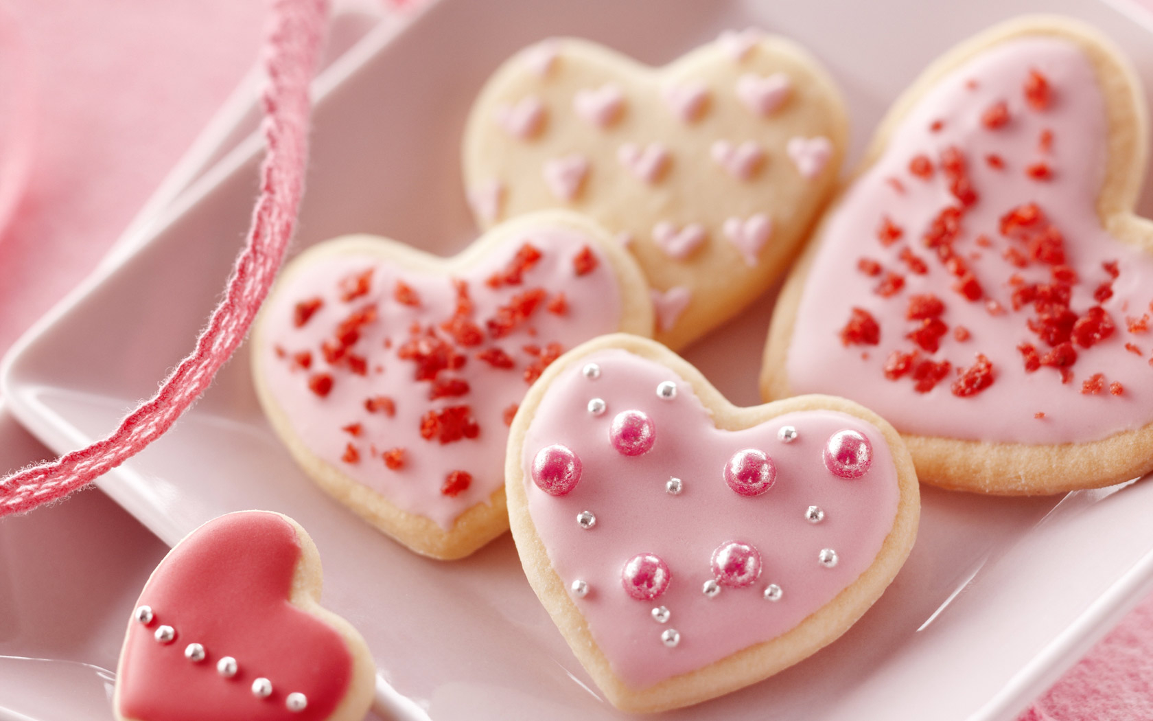 pink heart cookies wallpapers