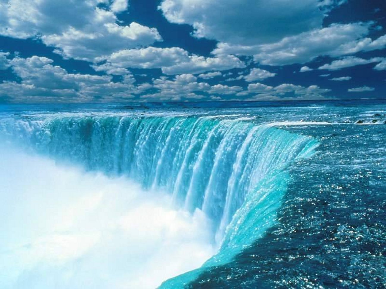 blue water niagara falls