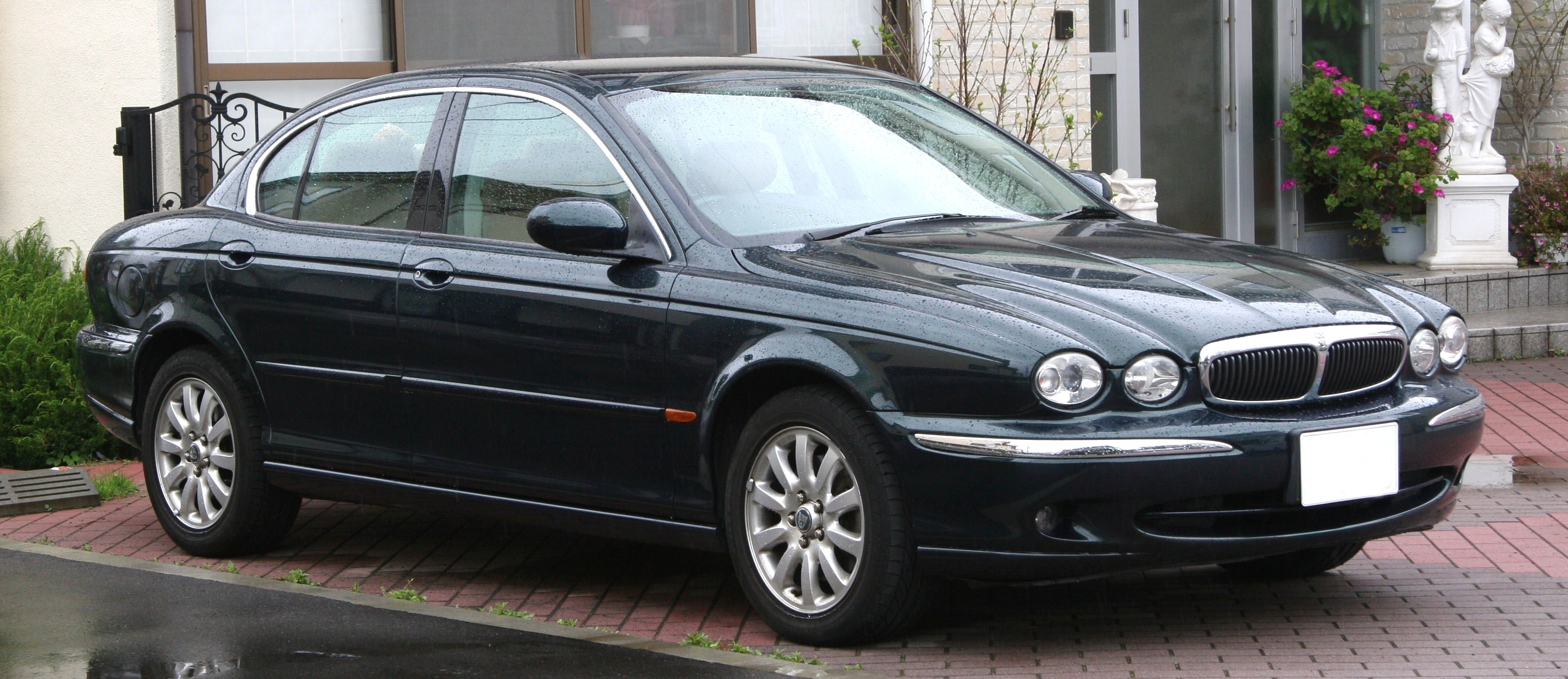 black jaguar X type photos