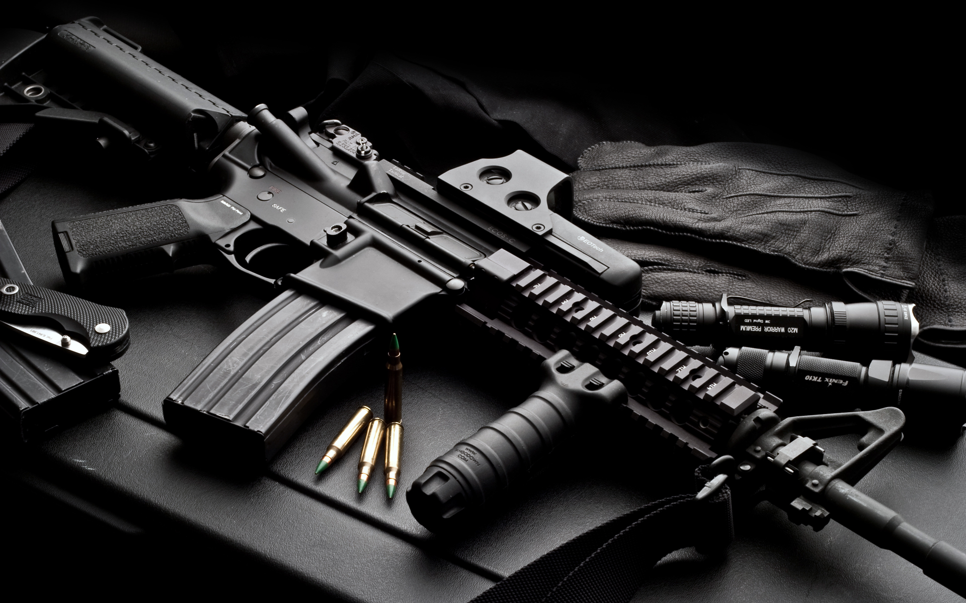 assault rifle desktop wallpaper