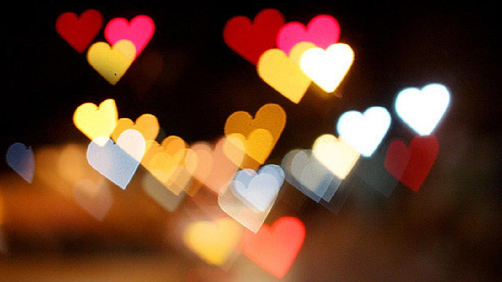 colored heart lights wallpaper