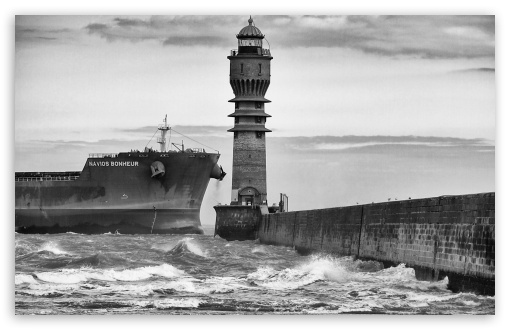 black and white dunkirk image
