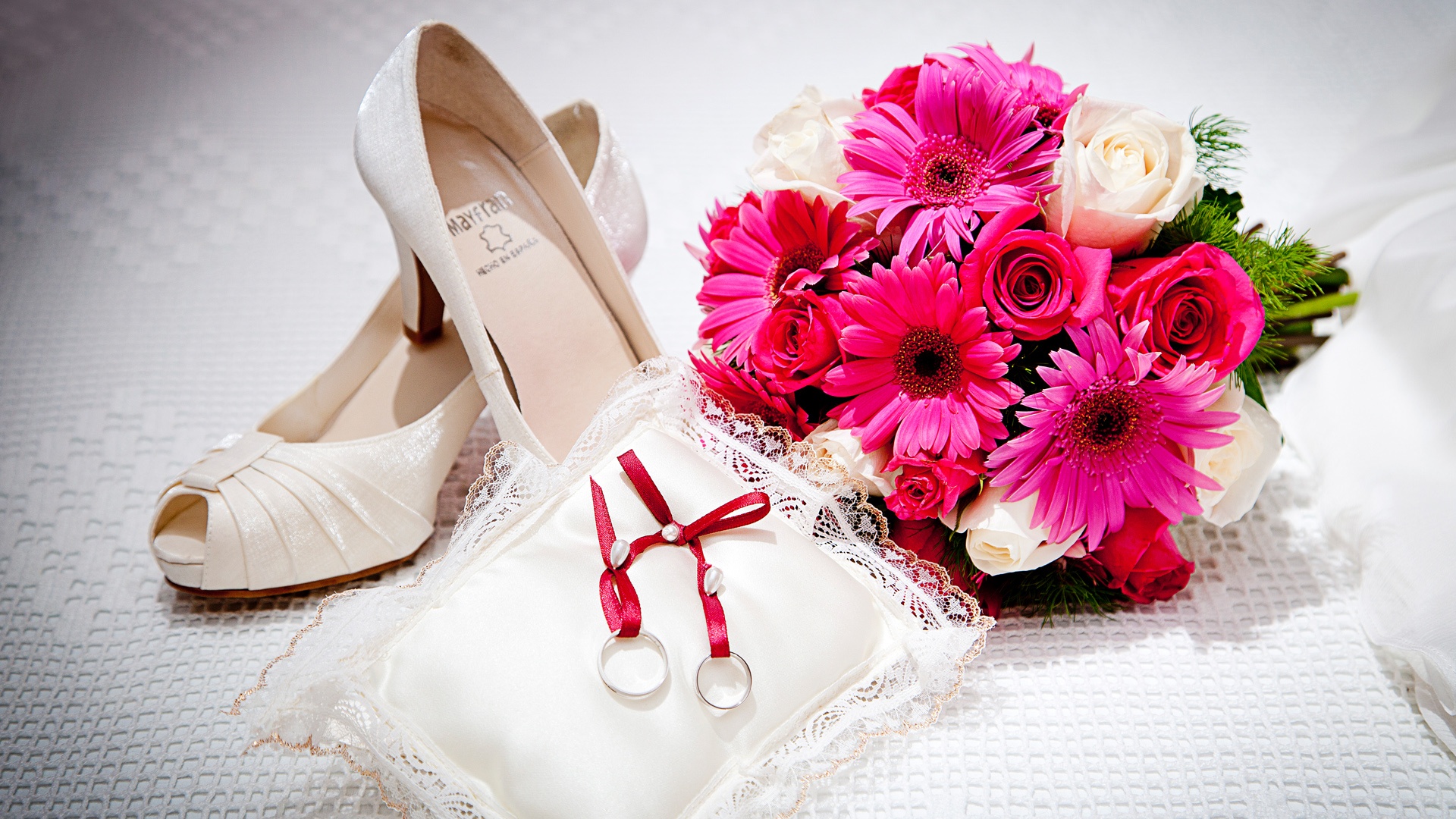 pink rose wedding image