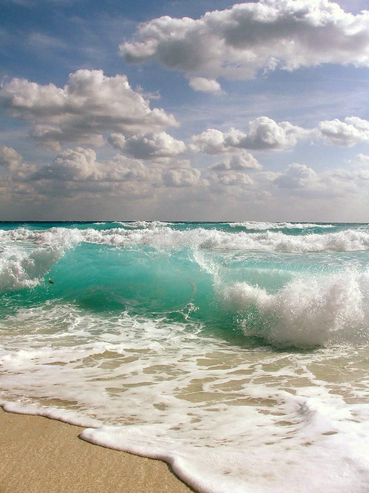 beach waves hd image