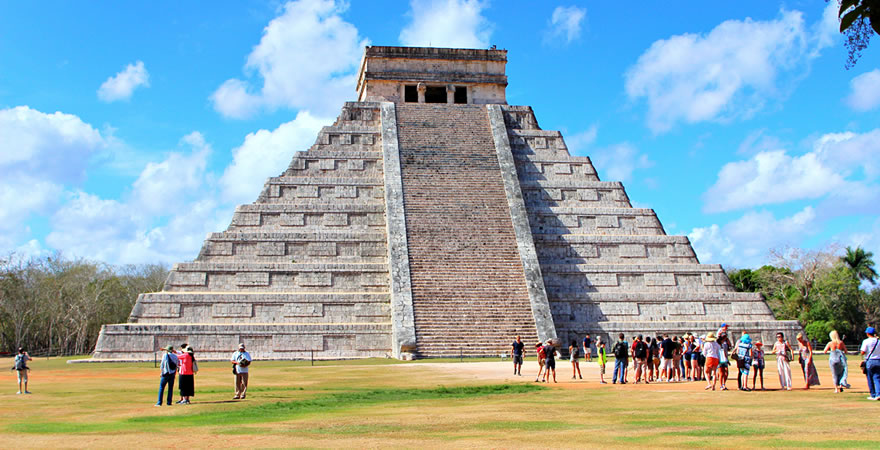 widescreen natural Chichen Itza Images