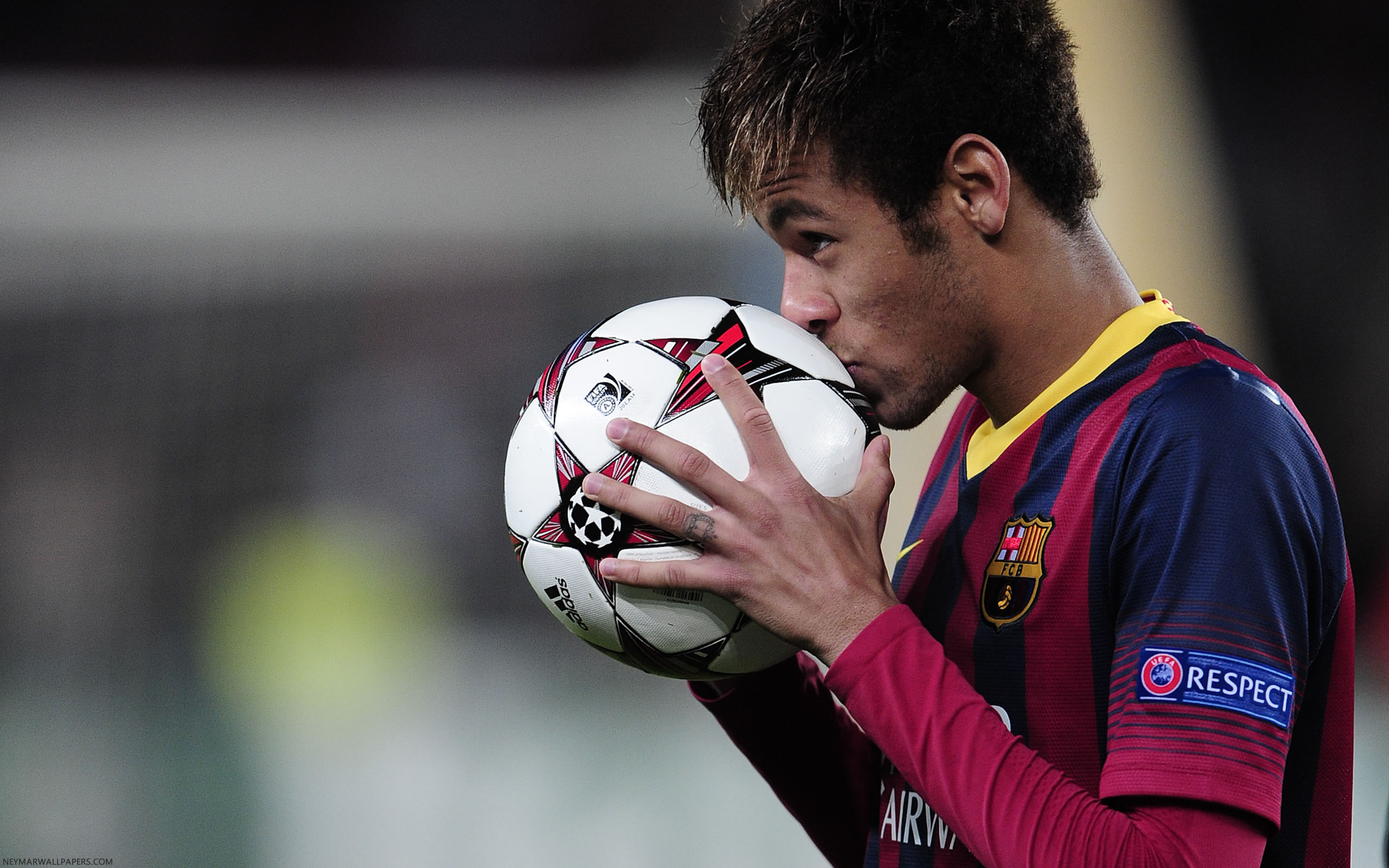 kissing Neymar HD Wallpaper
