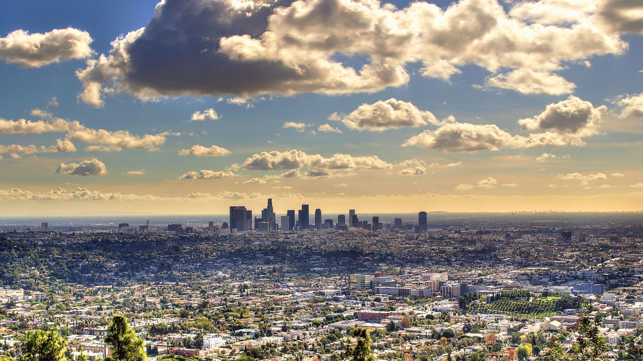 white clouds Los Angeles Wallpaper