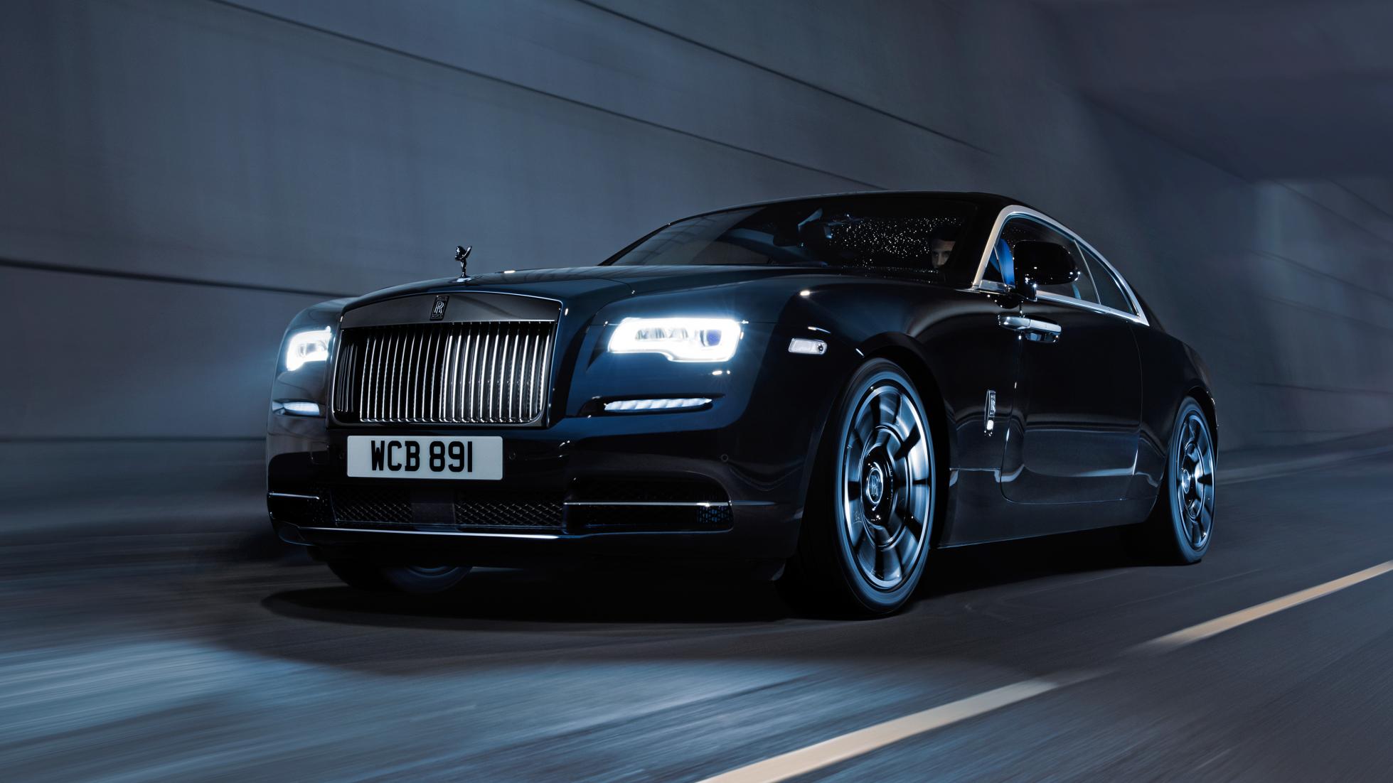 dynamic Rolls-Royce Black Badge