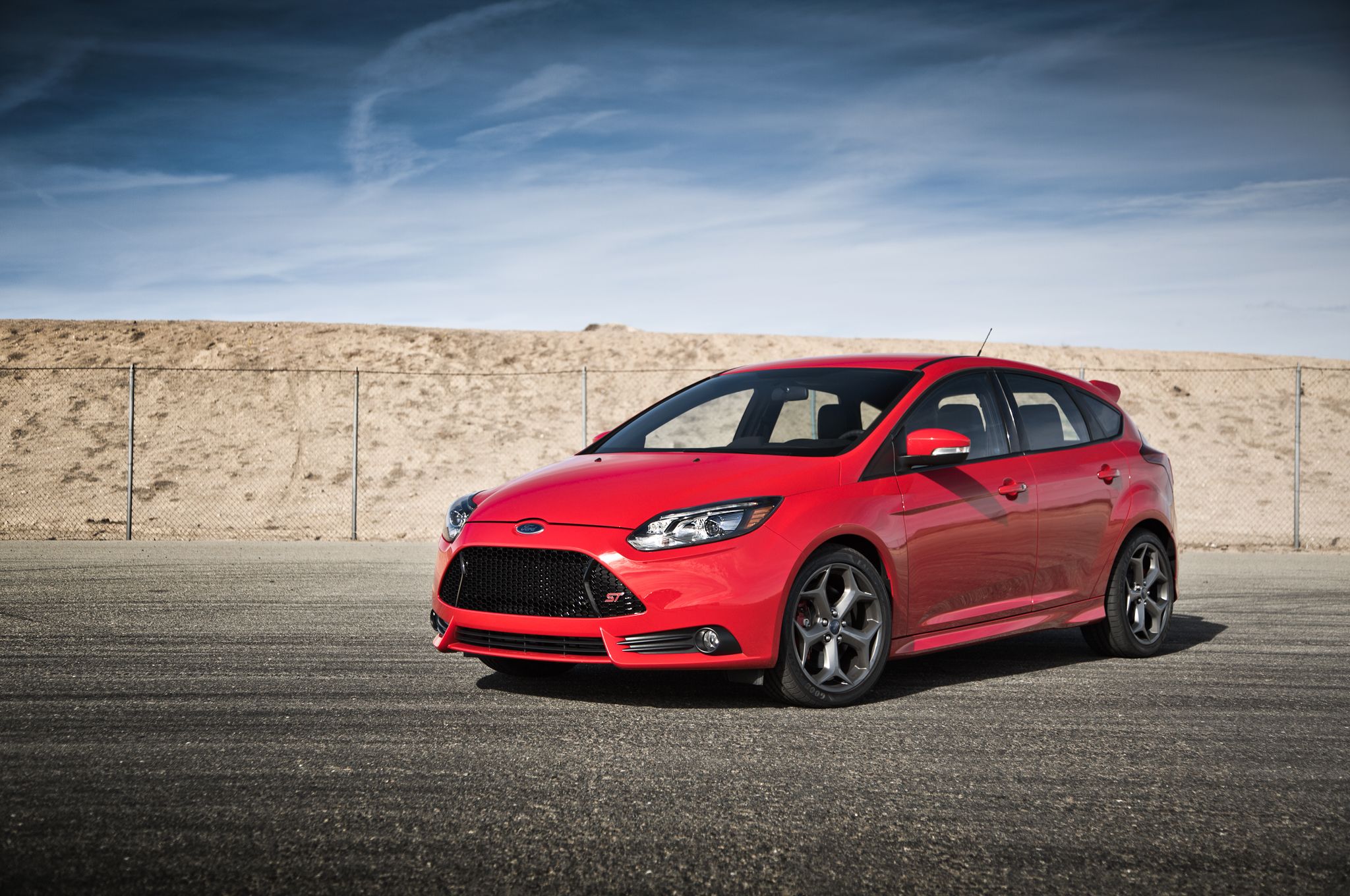 red car Ford Focus ST Wallpaper