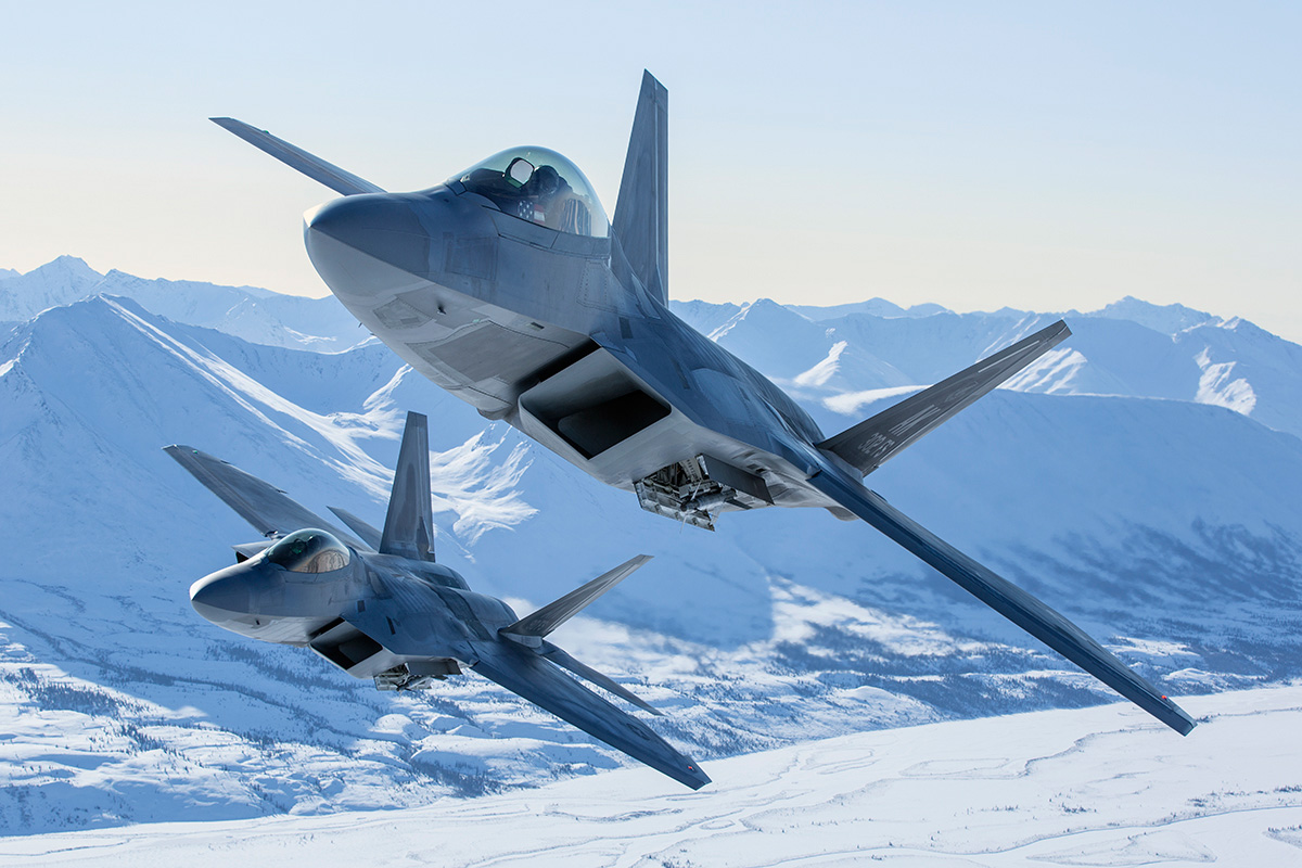 flying Lockheed Martin F-22 Raptor image