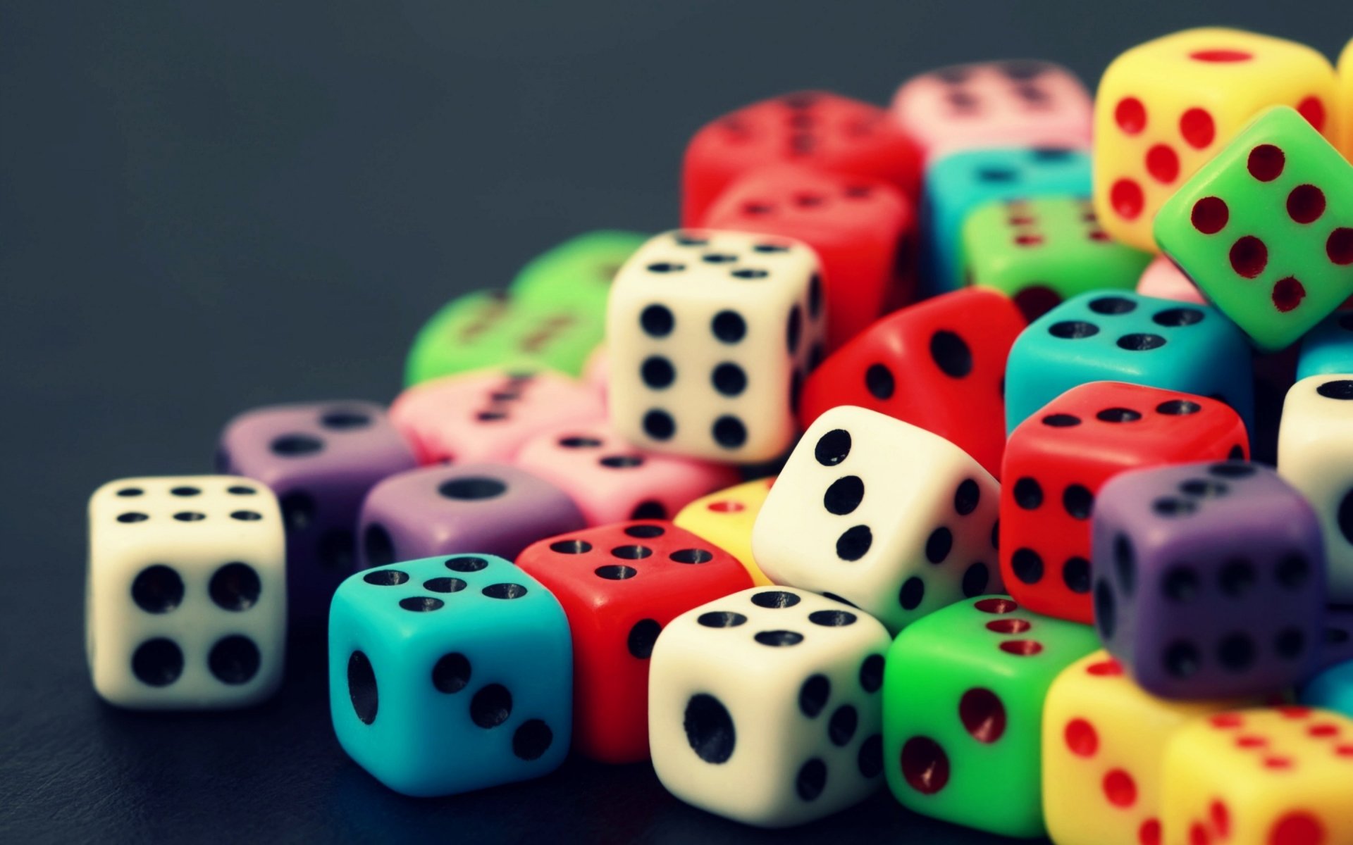 colorful hd Dice Wallpapers