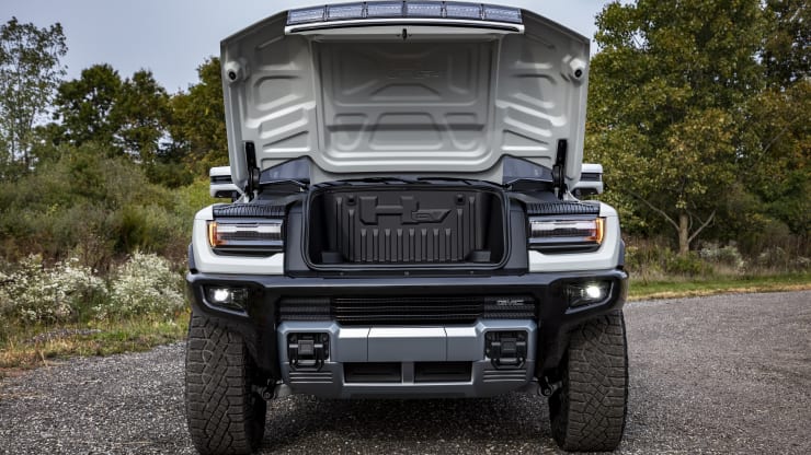 Front Side GMC Hummer EV