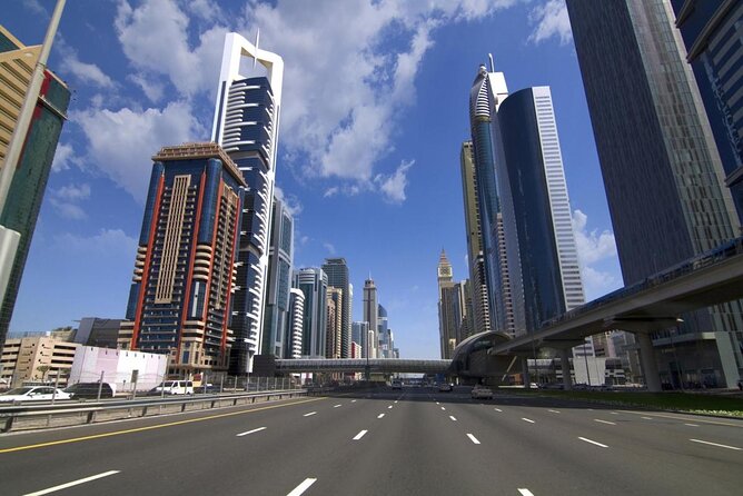Sheikh Zayed Road tours and acitivites