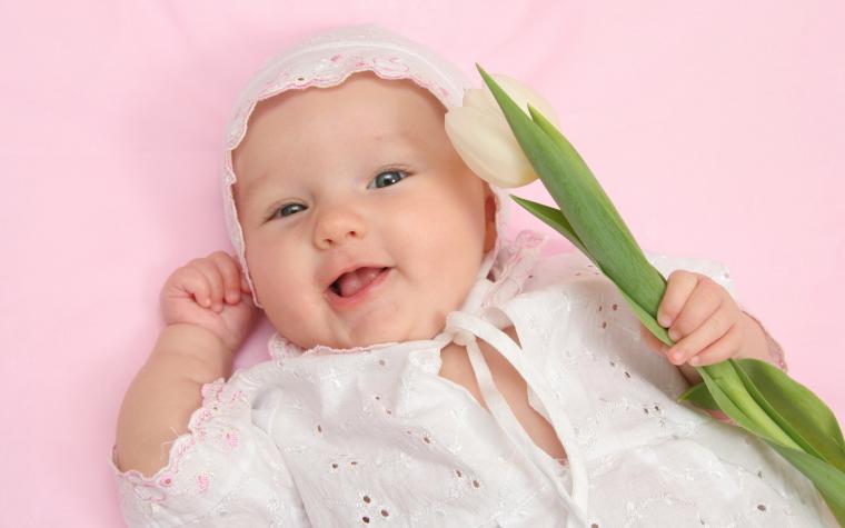 healthy Happy Baby Wallpaper