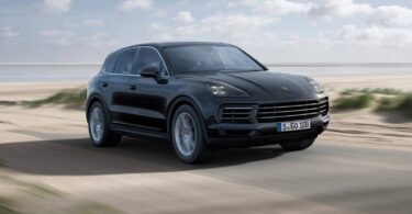 black car Porsche Cayenne image