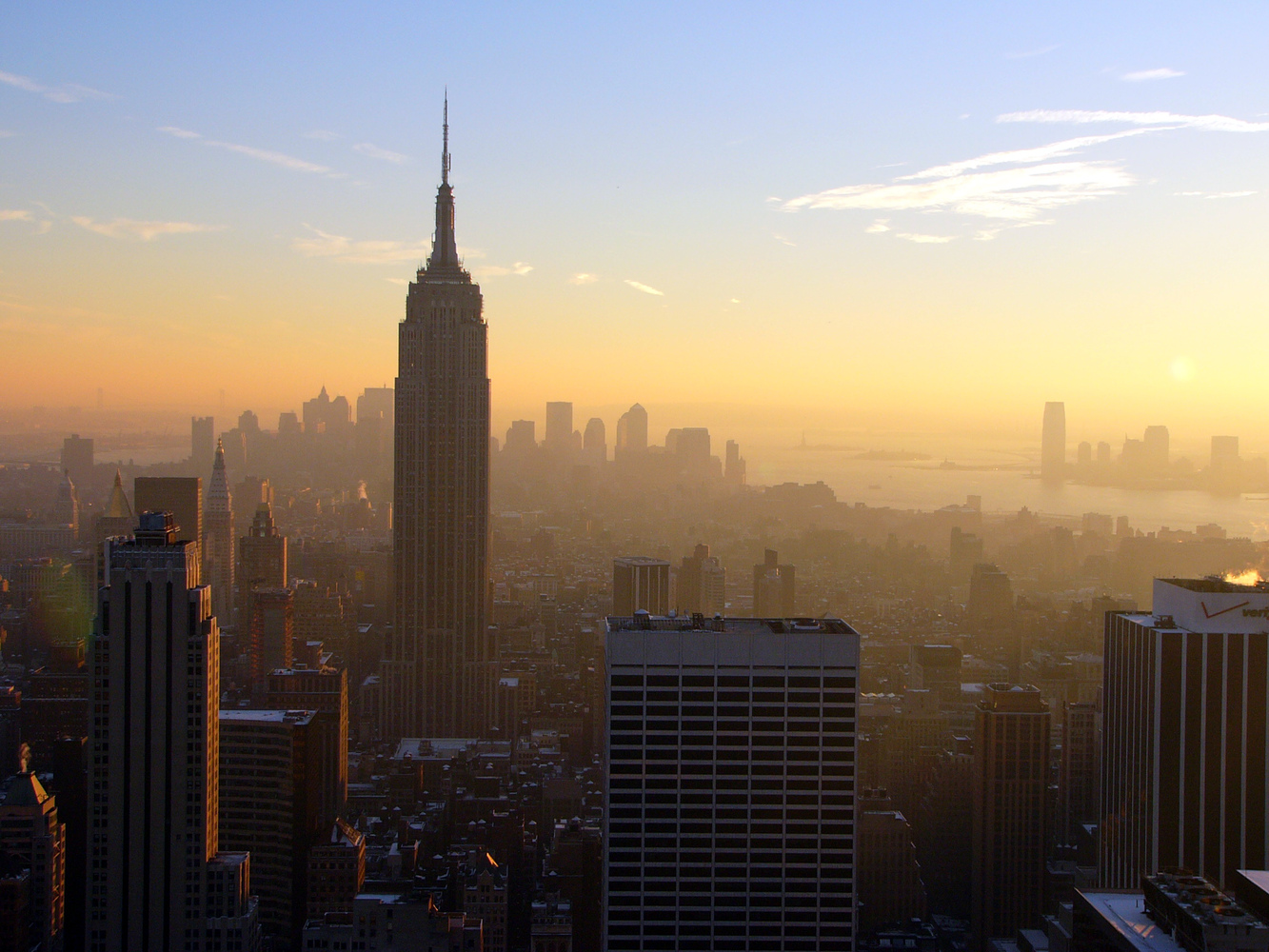 cloudy weather Empire State Building image