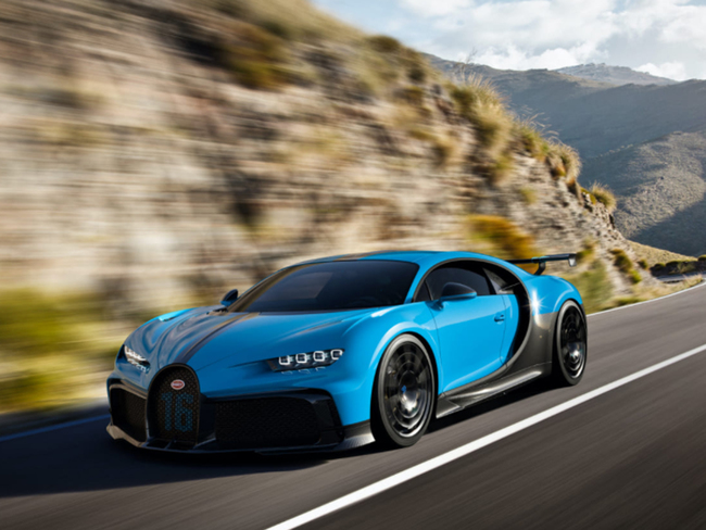 blue Bugatti Chiron image