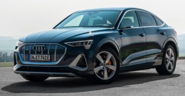 2021 model Audi e-tron Sportback image