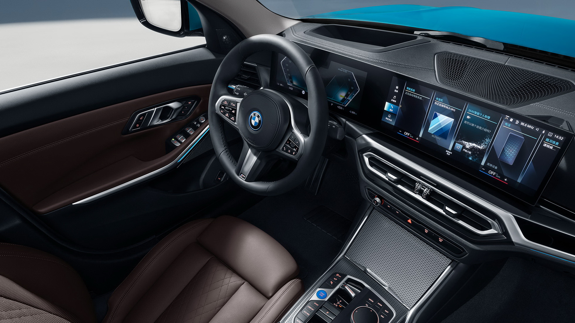 interior BMW i3 eDrive35L image