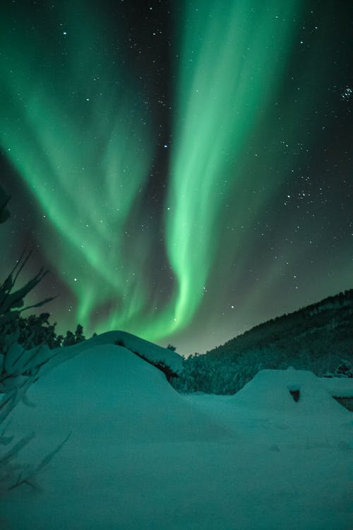 high quality Northern Lights image